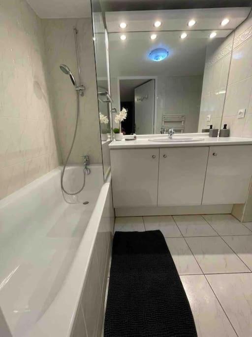 Magnifique Duplex 45 M2 Aux Portes De Paris Metro Barbara A 30Mn Expo Porte De Versailles Montrouge Ngoại thất bức ảnh