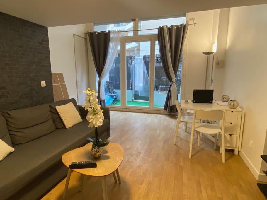 Magnifique Duplex 45 M2 Aux Portes De Paris Metro Barbara A 30Mn Expo Porte De Versailles Montrouge Ngoại thất bức ảnh