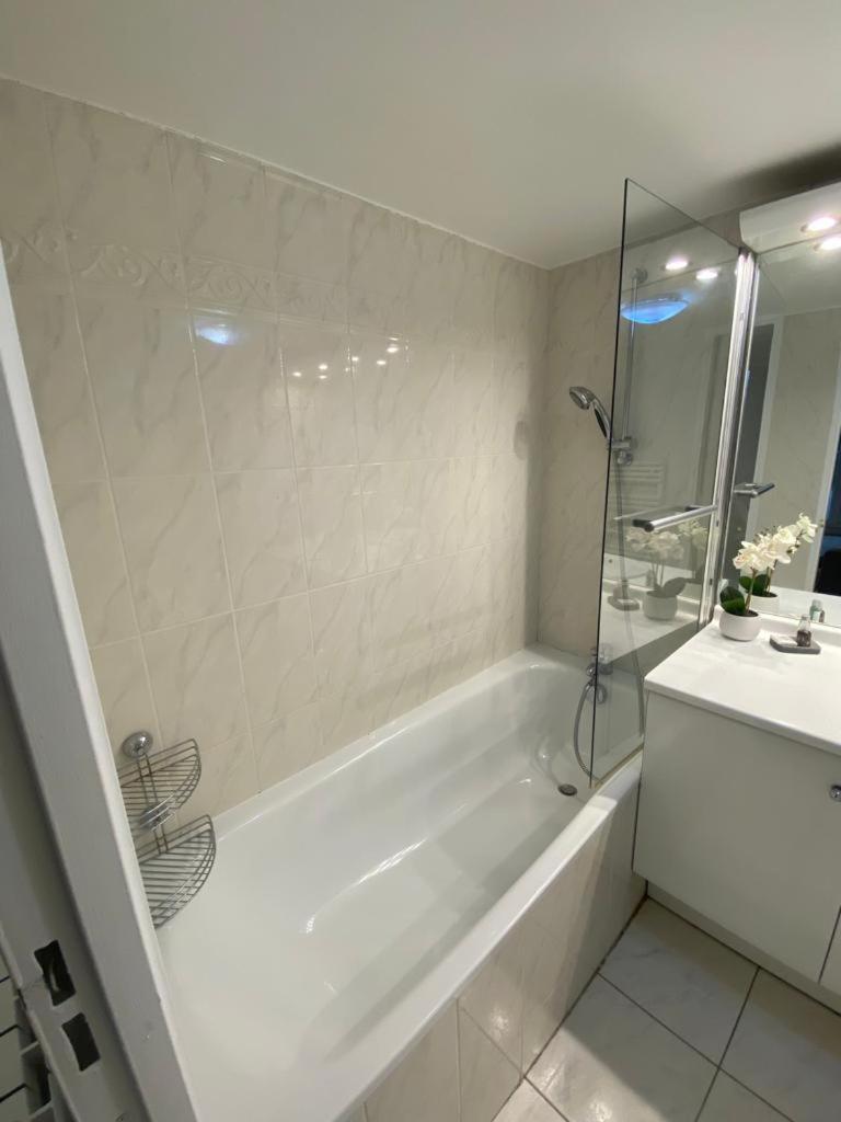Magnifique Duplex 45 M2 Aux Portes De Paris Metro Barbara A 30Mn Expo Porte De Versailles Montrouge Ngoại thất bức ảnh